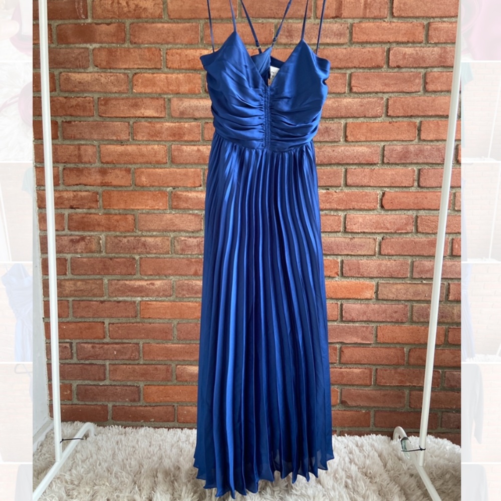 Adelyn Rae Blue Satin Pleated Midi Dress